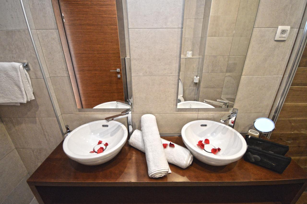 Chill And Go Aparthotel Budua Esterno foto